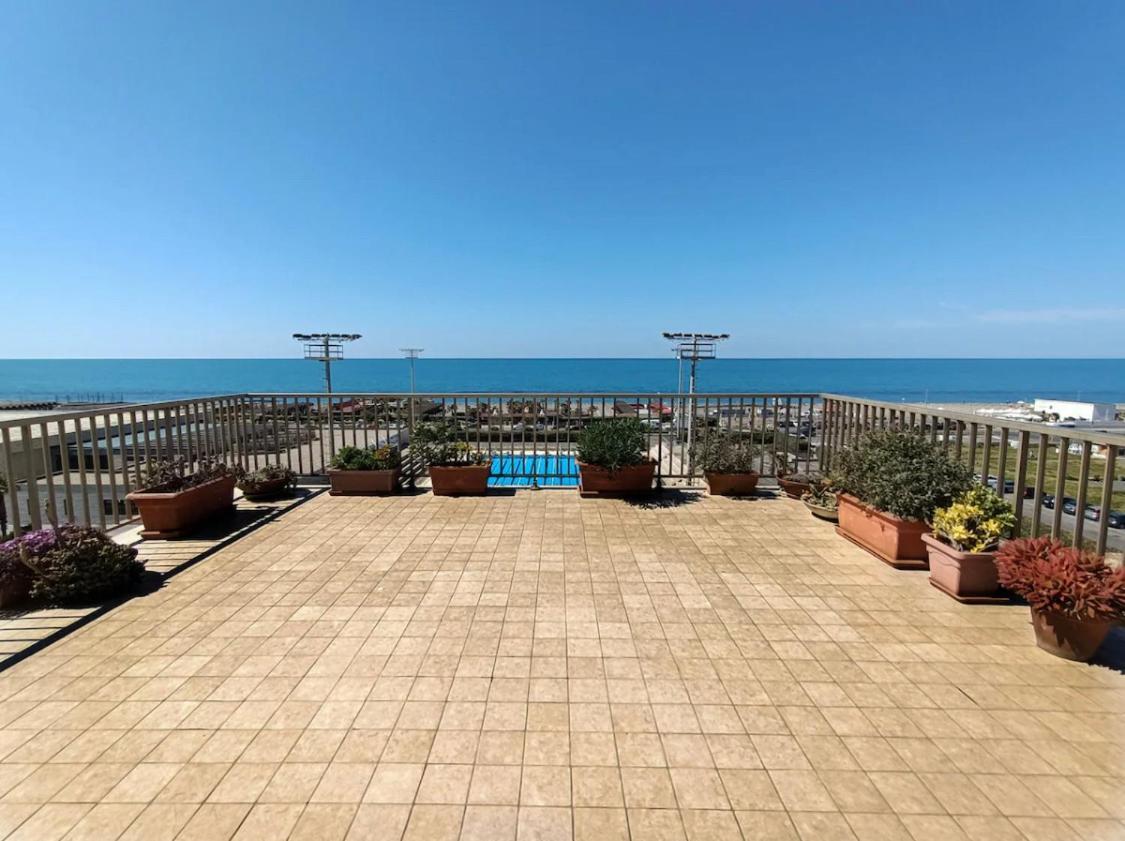 Casa Paradiso ليدو دي أوستيا المظهر الخارجي الصورة