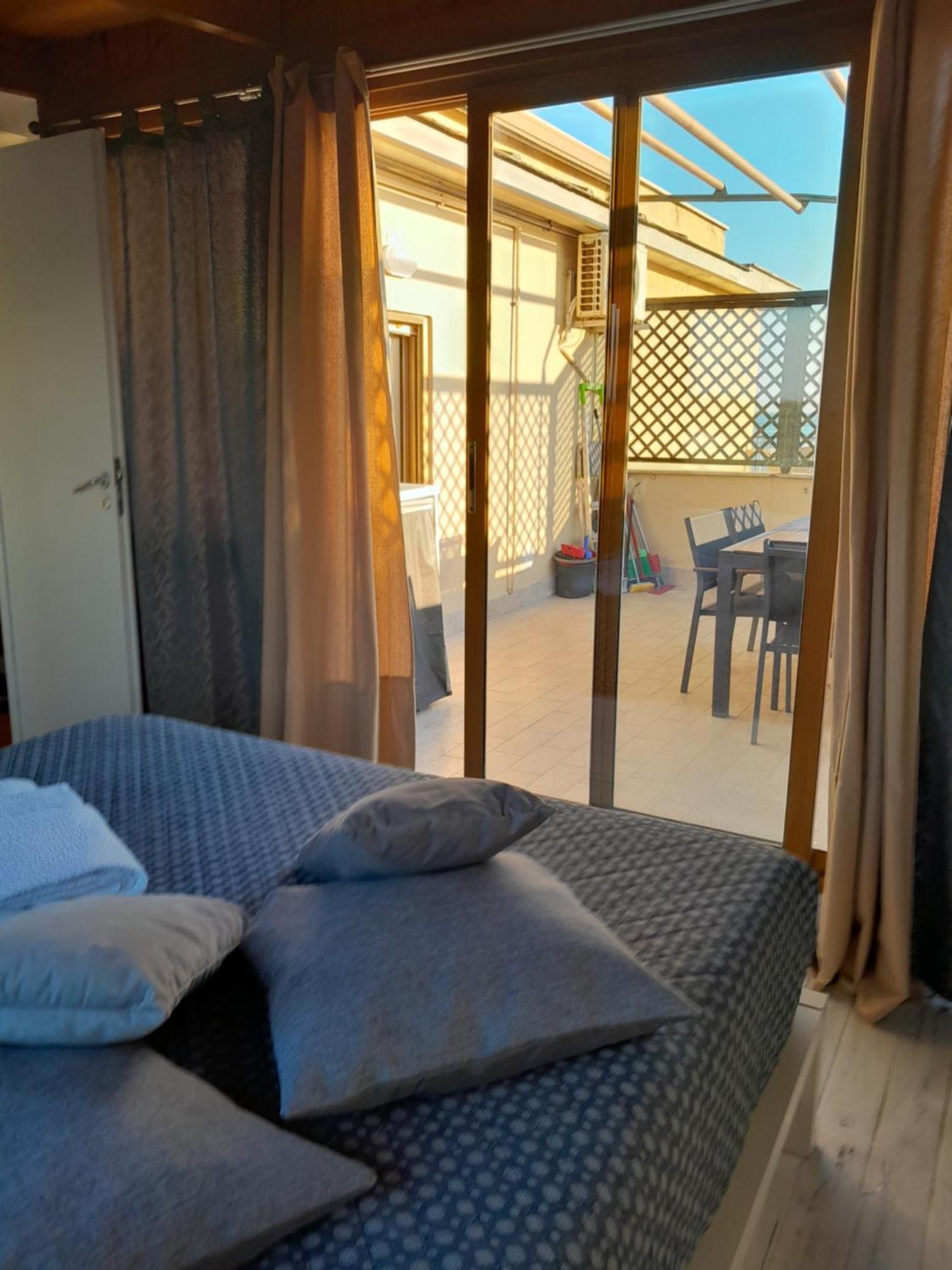 Casa Paradiso ليدو دي أوستيا المظهر الخارجي الصورة